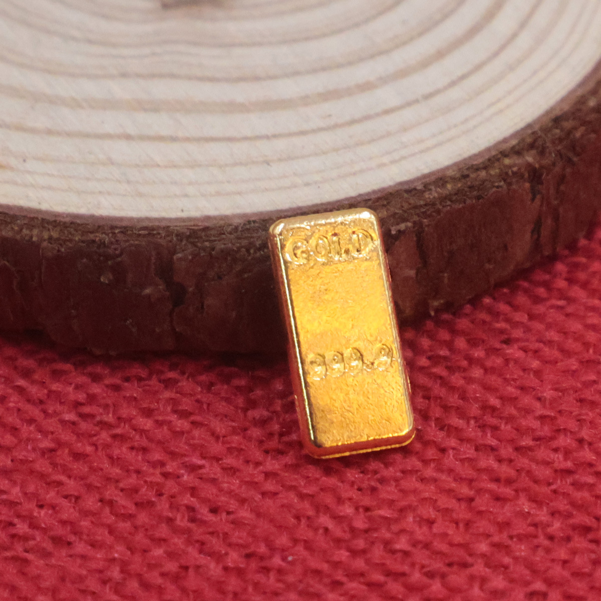 Solid simulated mini alloy shiny small ingot ornaments of placer gold small ingots