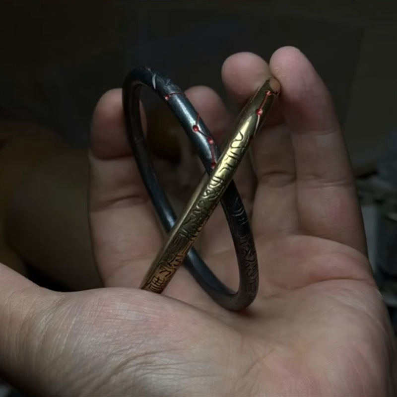 Chinese Style Retro Handmade Beidou Seven Stars Ornament - The Universe in the Sleeve New Concept Gold and Silver Two Versions