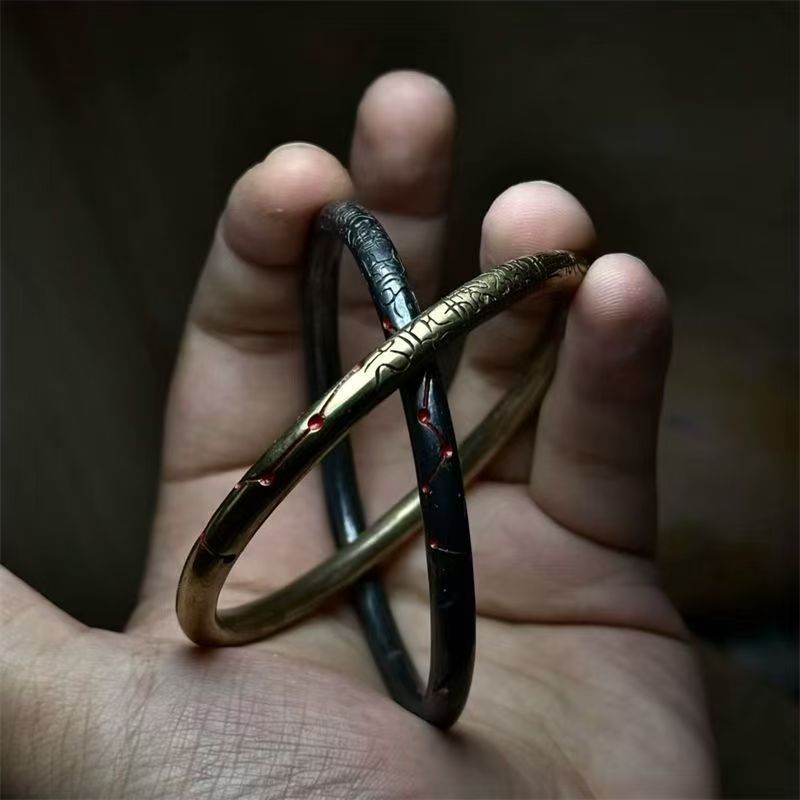 Qiankun Circle Bracelet Hand-Carved Vintage