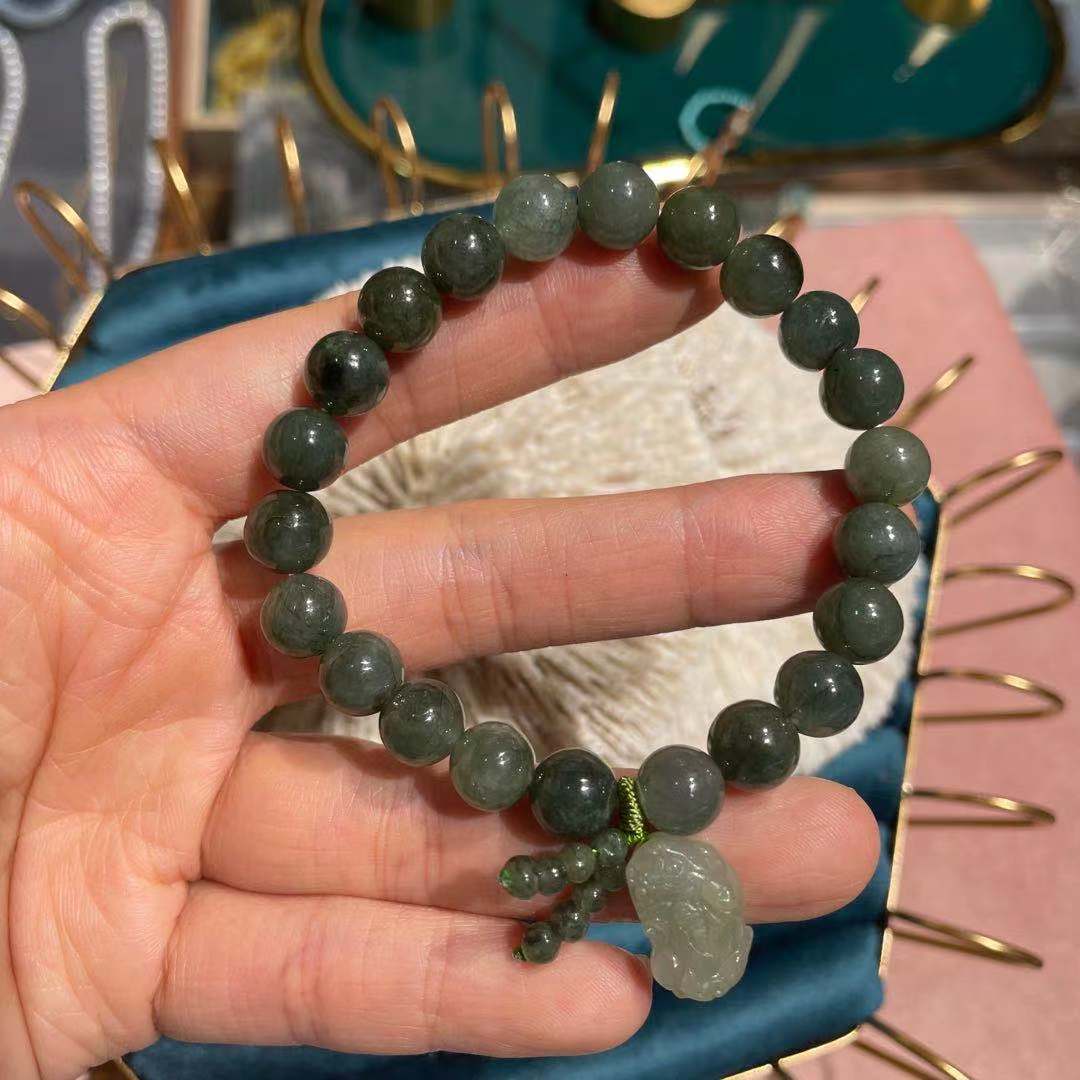 Natural jadeite bracelet jewelry - Oil-green Pixiu bracelet, jade accessories and pendants for both men and women
