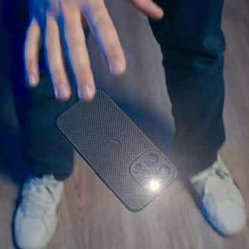 Leviosa Phone by João Miranda & Julio Montoro