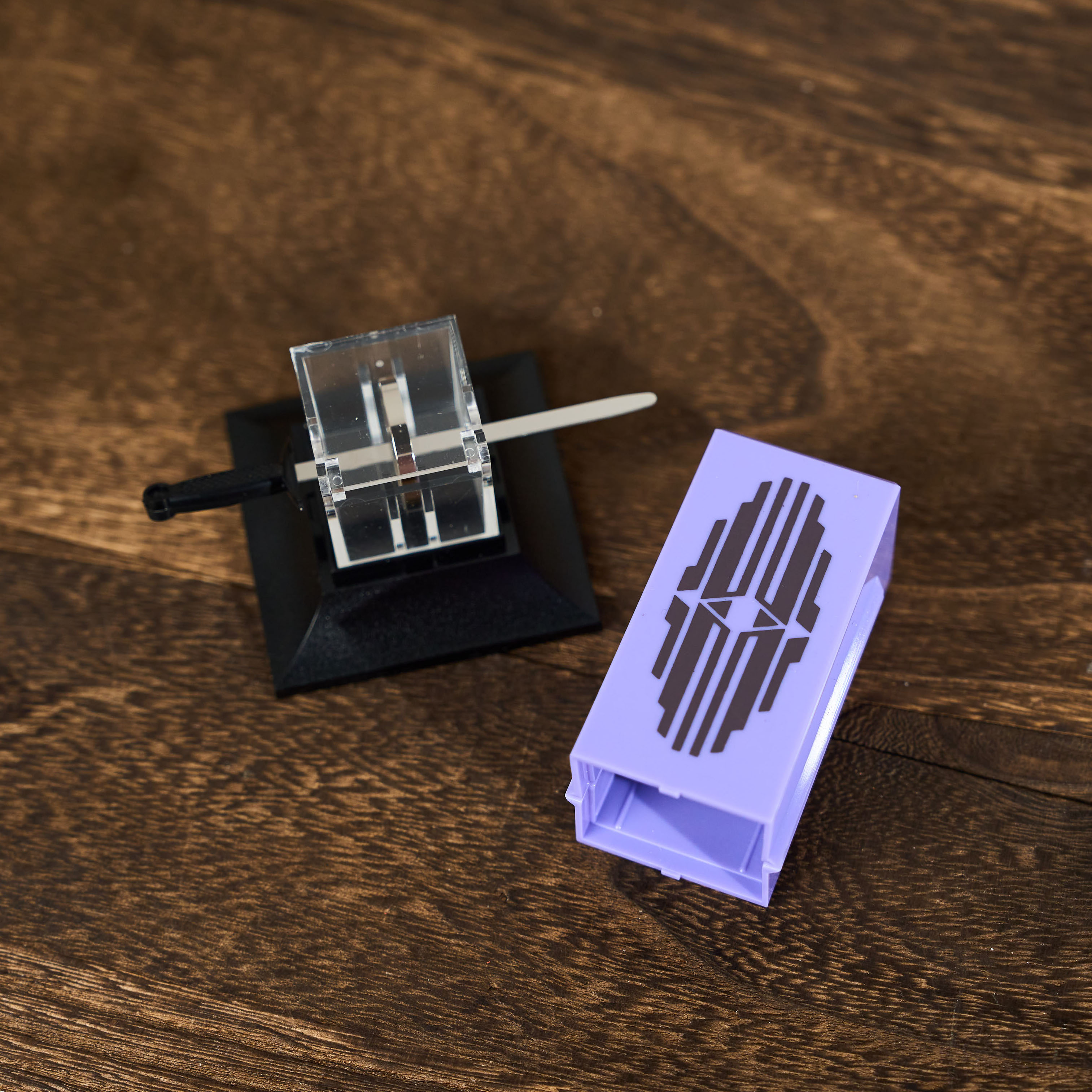 Crystal Cleaver by Tenyo Magic