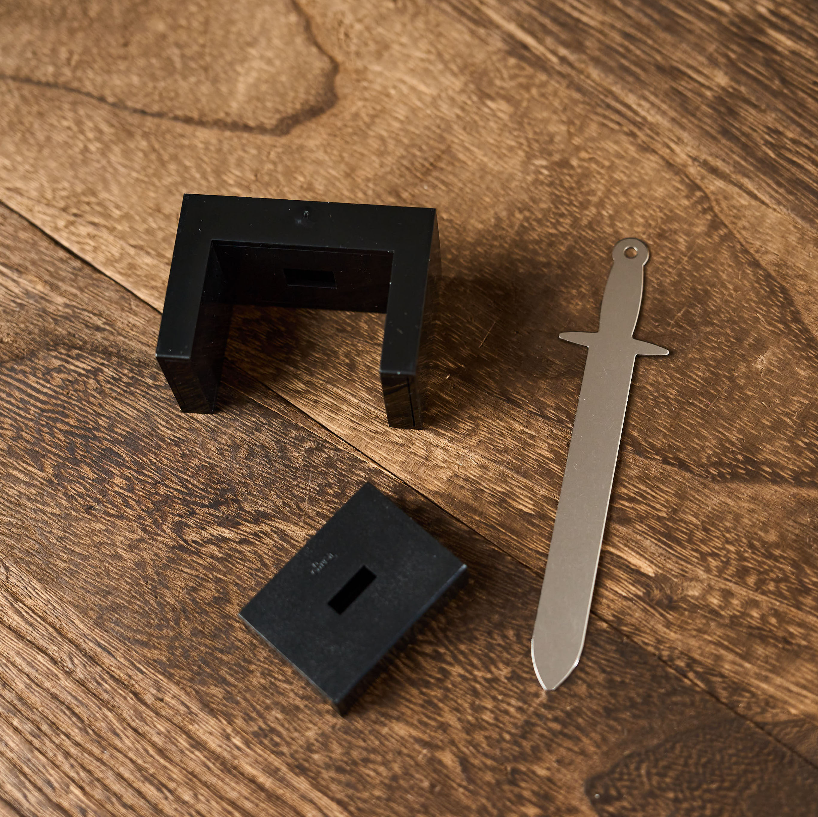 Mystery Blade by Tenyo Magic