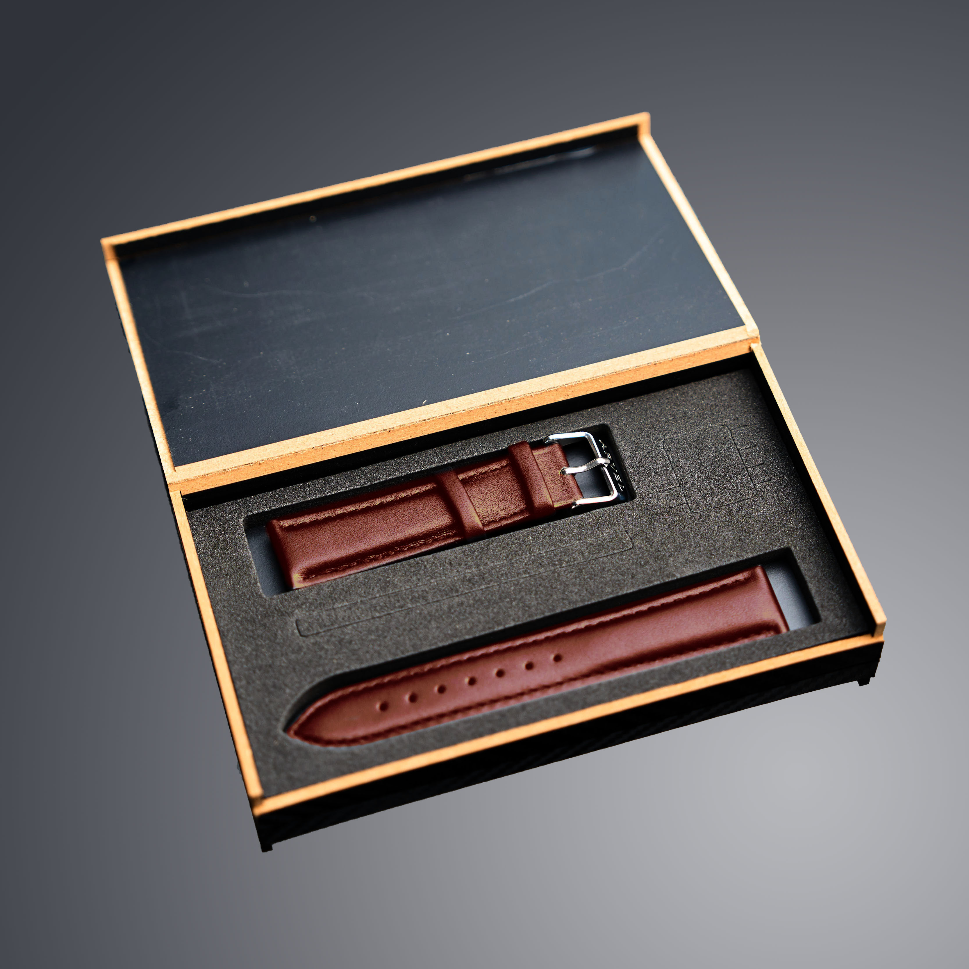 Leather Strap by IARVEL MAGIC