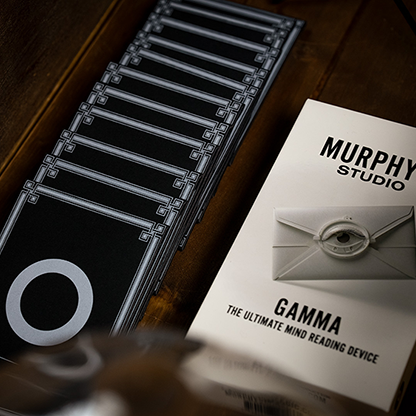 Gamma 伽馬信封 by Nikolas Mavresis and David Jonathan