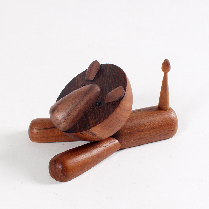 置物 ライオン インテリア動物 木製玩具 チーク材 北欧 オブジェ 人形 フィギュア プレゼント 