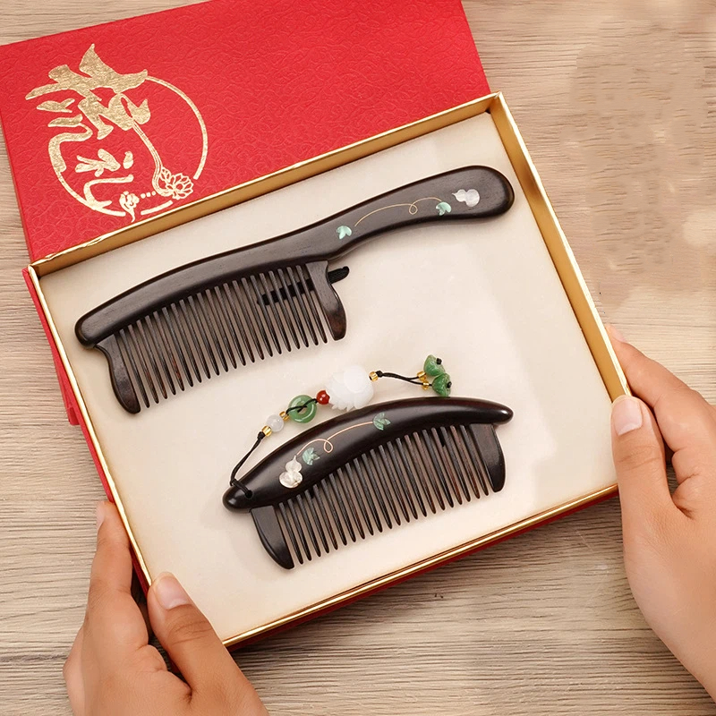櫛 2本セット くし 木製 高級 コーム 檀木 解櫛 手付櫛 ヘアブラシ 静電気防止 頭皮ケア 敬老の日 母の日 ギフト ギフトボックス付き 