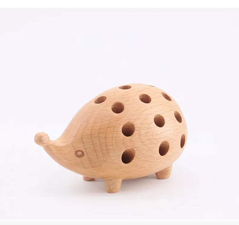 木製 ペンホルダー ハリネズミ ペン立て 子供 かわいい 卓上 インテリア 置物 プレゼン 