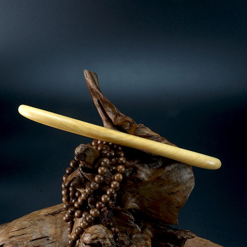 つげ櫛  椿油 潤いつげ櫛 頭部血行促進して 脱毛を防ぎ 髮の栄養不良を防止  