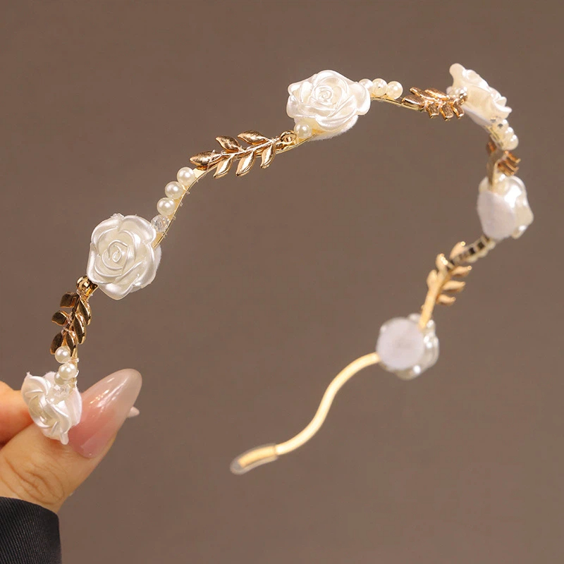 髪飾り成人式 カチューシャ  薔薇 バラ パールカチューシャ 痛くない おしゃれ  結婚式 二次会 プレゼント