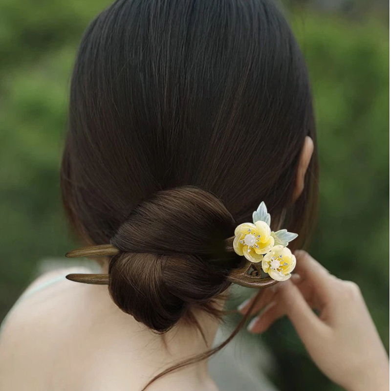 緑檀木 U字型 かんざし 花簪 天然木 琉璃の花飾り 髪飾り 普段使い 卒業式 入学式 成人式 結婚式