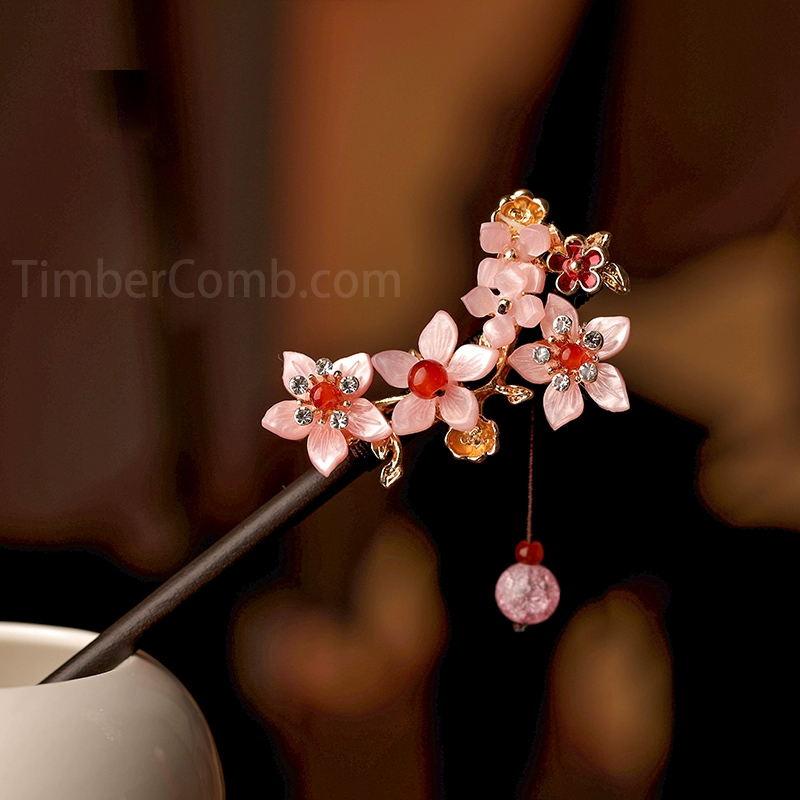 新しい日本式檀木材質の結髪用簪、高級感ある漢服步揺、流蘇付きのかんざしなどの髪飾り-木彫り高級人気専門店