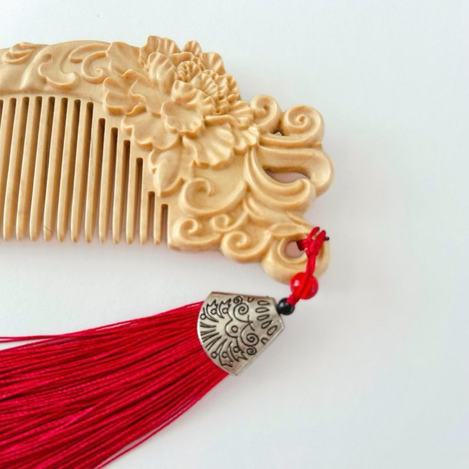 つげ櫛 本つげ 木製櫛 牡丹 片面彫刻 静電気防止 美髪 頭皮マッサージ 男女 プレゼント お祝い