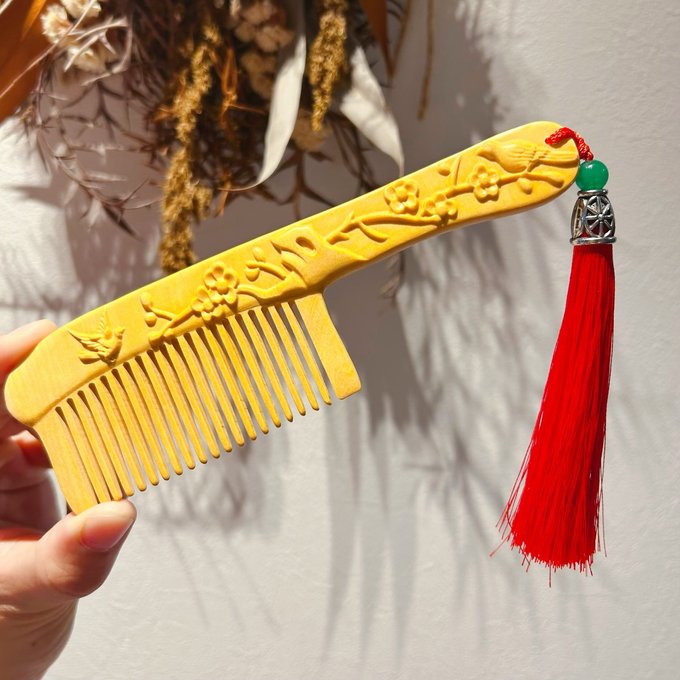 つげ櫛 本つげ 木製櫛 梅花 両面彫刻 静電気防止 美髪 頭皮マッサージ 男女 プレゼント お祝い