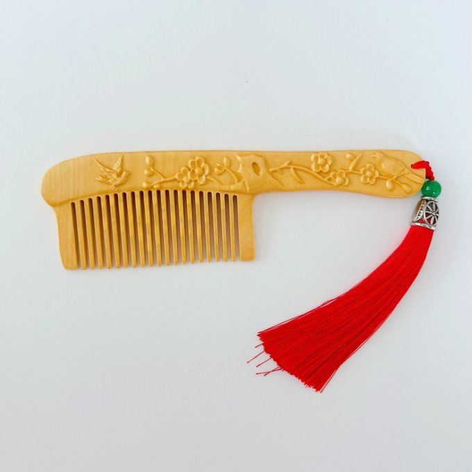 つげ櫛 本つげ 木製櫛 梅花 両面彫刻 静電気防止 美髪 頭皮マッサージ 男女 プレゼント お祝い