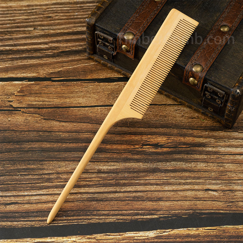 天然つげ櫛の先端の尖った櫛 子供向け分け目用細かい歯の小さい 髪の毛や頭皮に優しいです。-木彫り高級人気専門店