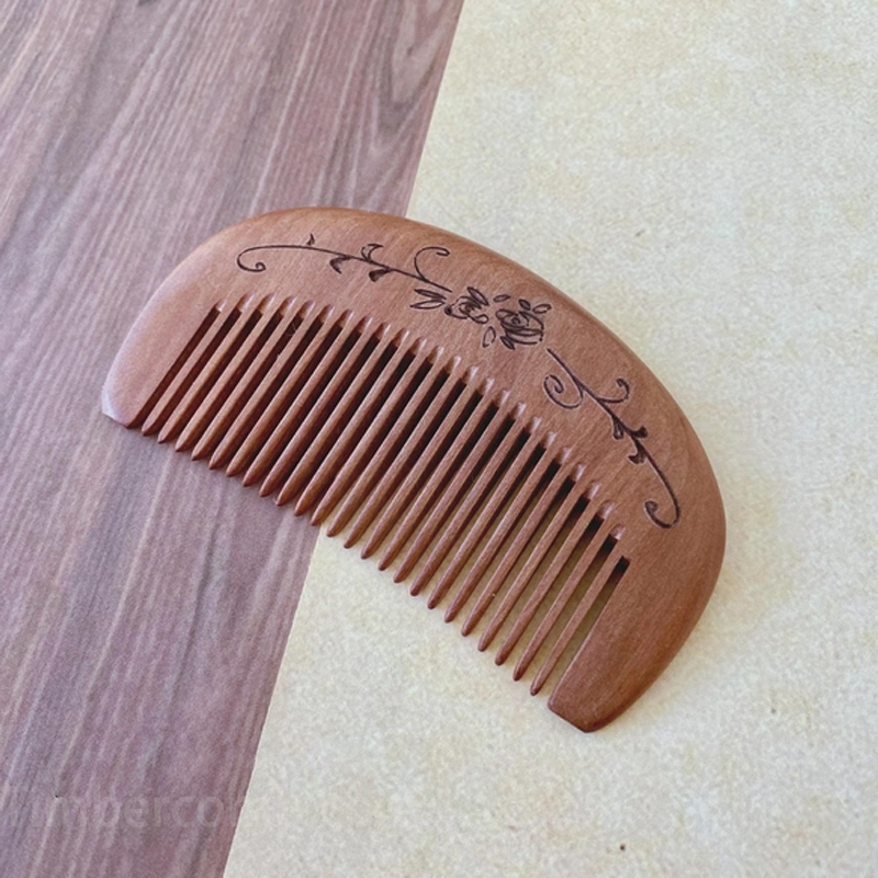 桃の櫛 コンパクト 木製櫛 花 お守り 静電気防止 頭皮マッサージ モモノキ ヘアコーム