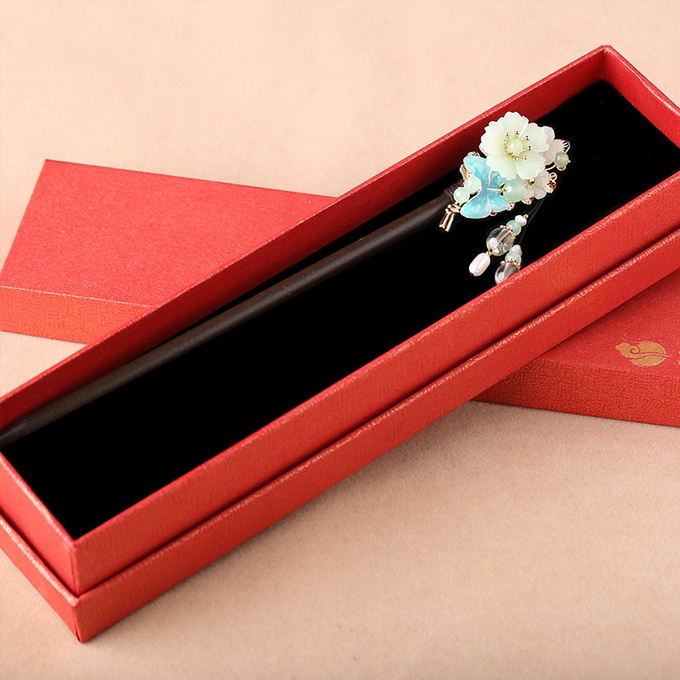 天然石による花と蝶のかんざし 檀木 木製１本かんざしお呼ばれ パーティー 七五三 卒業式 入園式 花嫁 ドレス 発表会 和装 洋装 髪飾り