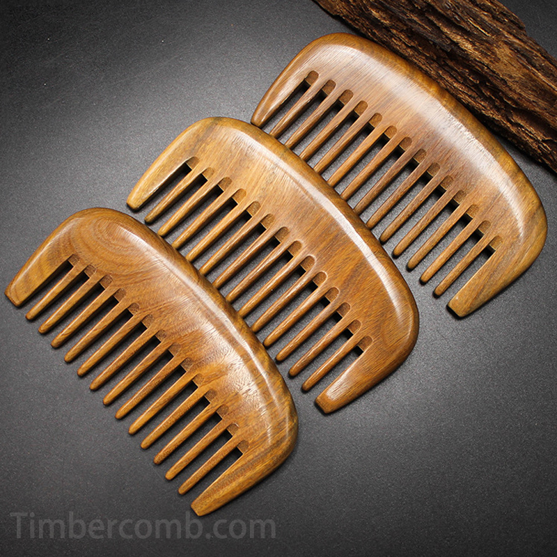檀木櫛 マッサージ 木製の櫛 コンパクト 携帯便利 静電気防止 頭皮マッサージ 芳醇な木の香り 毎日のヘアケアに最適