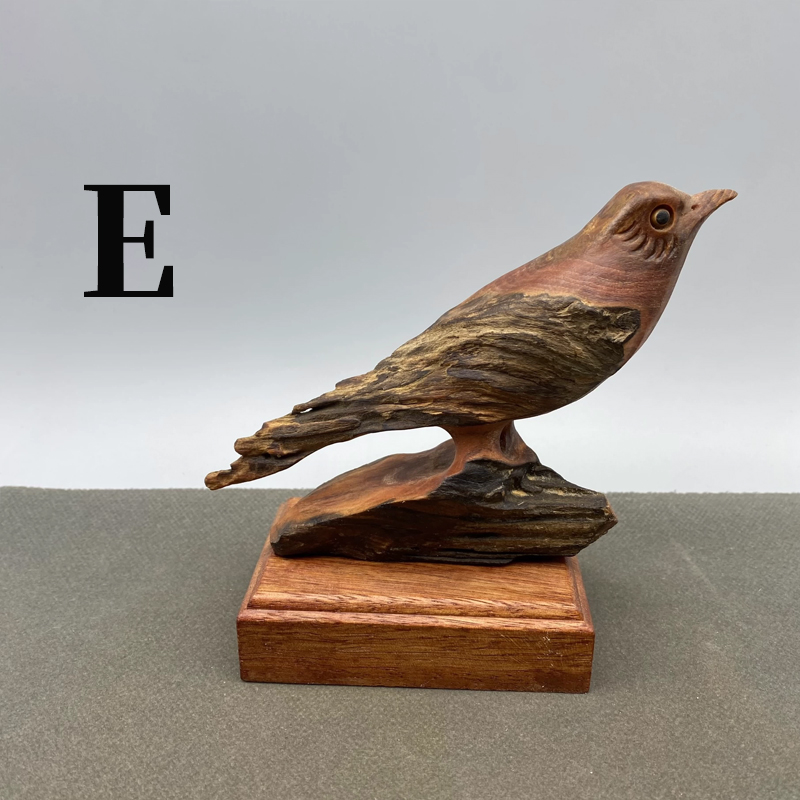 松の木の香り 手工彫り 木彫り鳥の置物 根彫り 実木工芸品 机・茶室・オフィスデスクの装飾アート