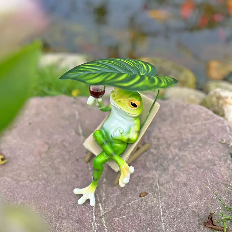 カエルの置物 ラウンジチェア 人気の置き物：リビング・バルコニー・アウトドアの景観飾りや誕生日プレゼントに
