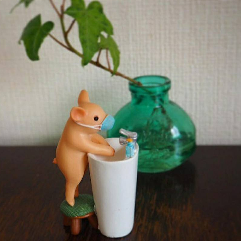 豚の置物 手洗いwithマスクオーナメント綺麗 ミニサイズ ブタのオブジェ 樹脂製 癒される 可愛い ピンク ブタ