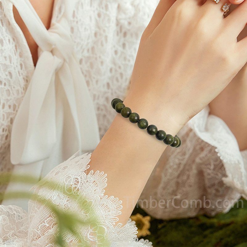 天然緑檀の数珠ブレスレット、静かに瞑想するための念珠、手で転がして楽しめる、腕輪数珠、学生にもおすすめの仏珠ブレスレット。