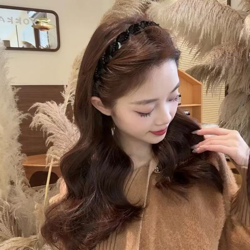 ヘアバンド  レディース ビーズ カチューシャ 痛くない ヘアアクセサリー おしゃれ 髪飾り