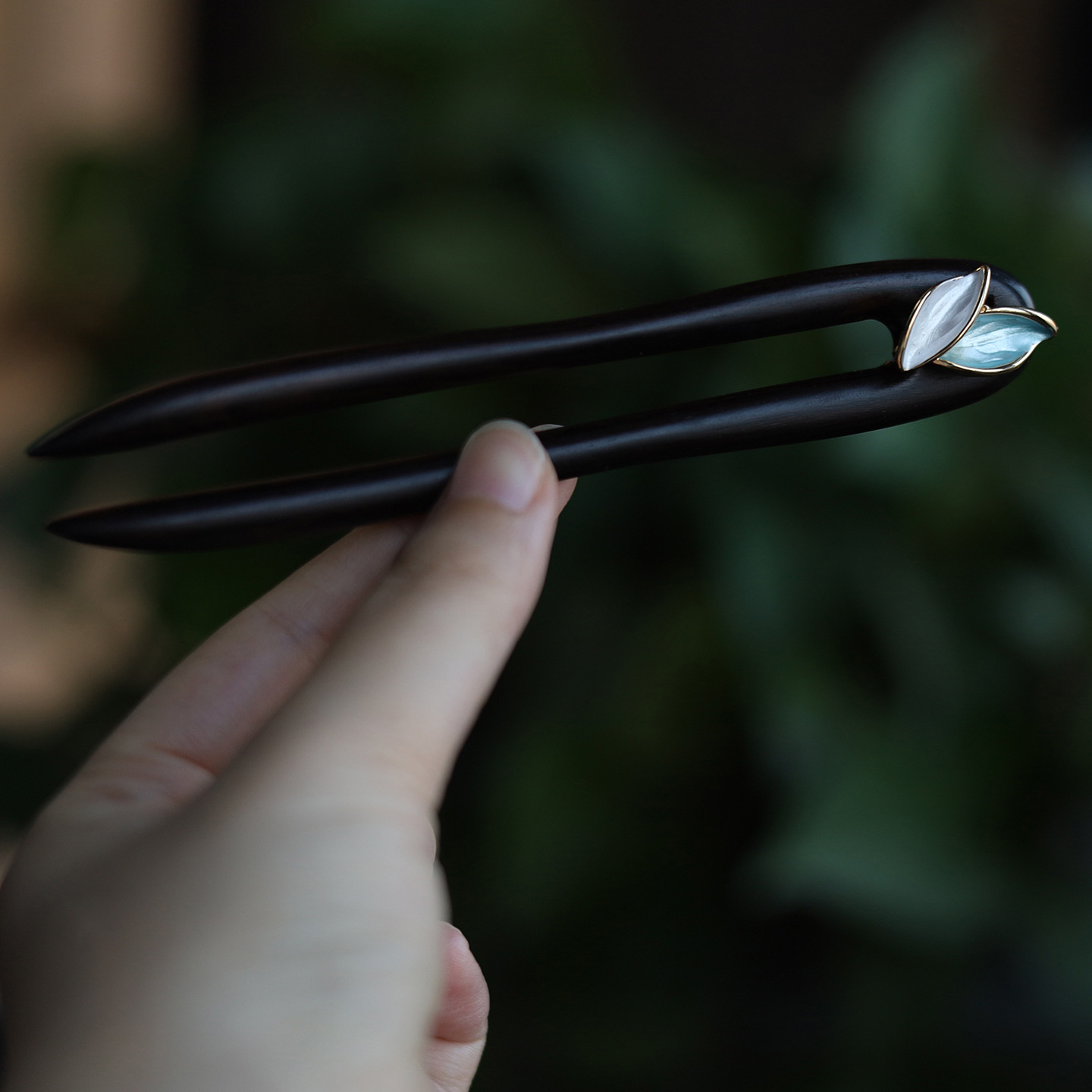 黒檀木 U字型かんざし 黒檀簪 葉っぱ 和装 髪飾り 普段使い 成人式 留袖用 結婚式 