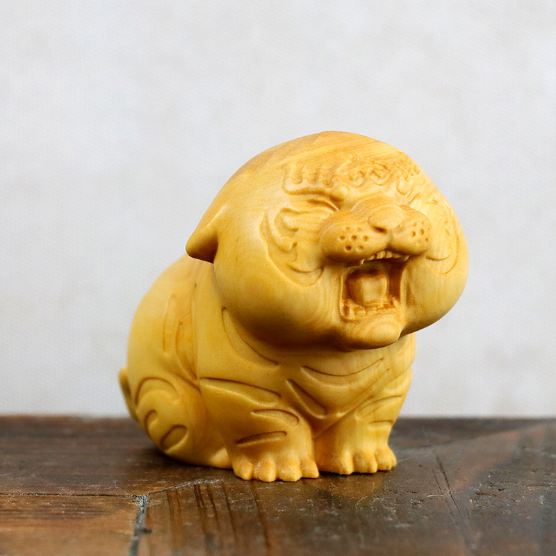 干支 木製 置物 虎 かわいい 小さい 柘植 ツゲ インテリア 縁起物 開運  人形 動物 ギフト プレゼント 贈り物 
