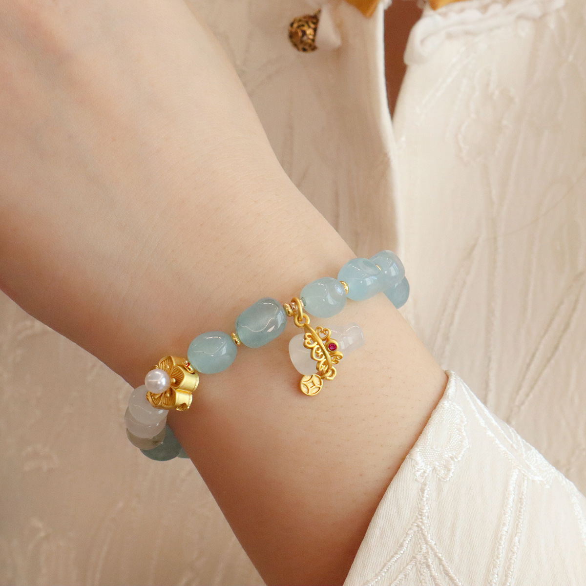 パワーストン ブレスレット アクアマリン 水晶ブレスレット 天然石 白メノウ(瑪瑙)  葫蘆チャーム レディース 誕生日プレゼント 金運アップ