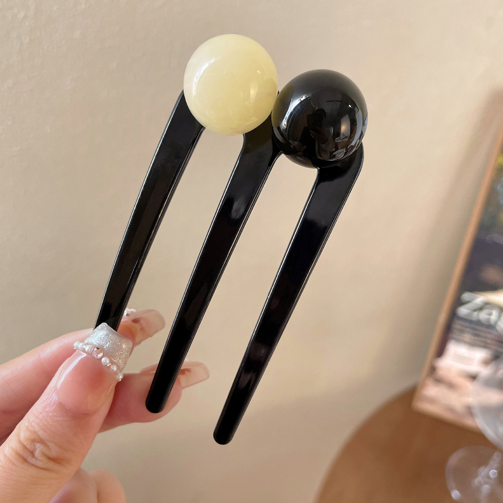 髪飾り成人式  ヘアコーム かんざし 簪 U字型 夜会巻きコーム  3歯 ヘアピン 玉飾り  和装髪飾り 卒業式  お団子ヘア用 