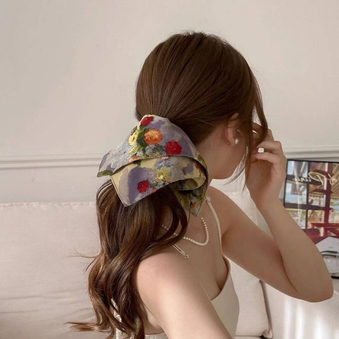 シュシュ ヘアゴム 油絵風 スカーフ ヘアアクセサリー おしゃれ 女性 プレゼント