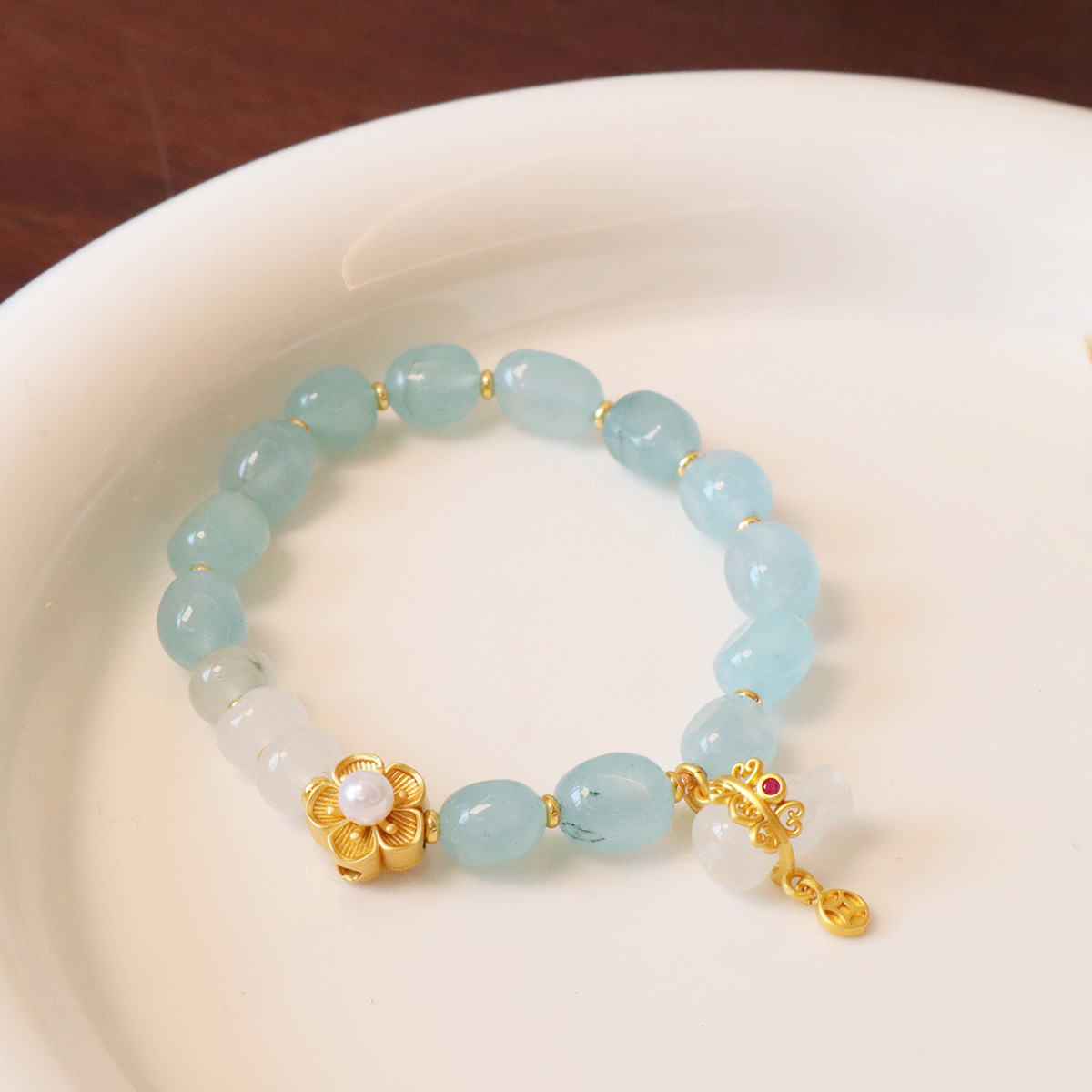 パワーストン ブレスレット アクアマリン 水晶ブレスレット 天然石 白メノウ(瑪瑙)  葫蘆チャーム レディース 誕生日プレゼント 金運アップ