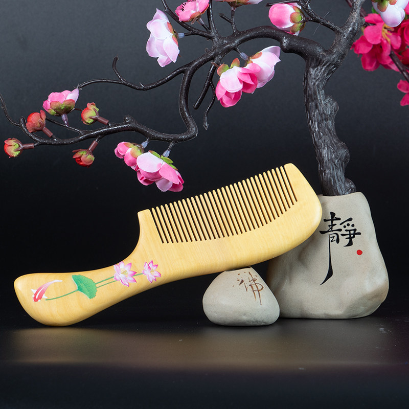 つげ櫛  椿油 潤いつげ櫛 頭部血行促進して 脱毛を防ぎ 髮の栄養不良を防止  