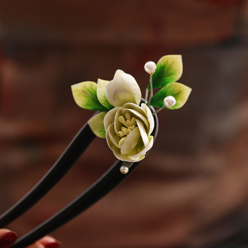 高級感 髪飾り かんざし Uピン 簪  ビロード花 手作り 天然檀木 普段使い 結婚式 浴衣 和装