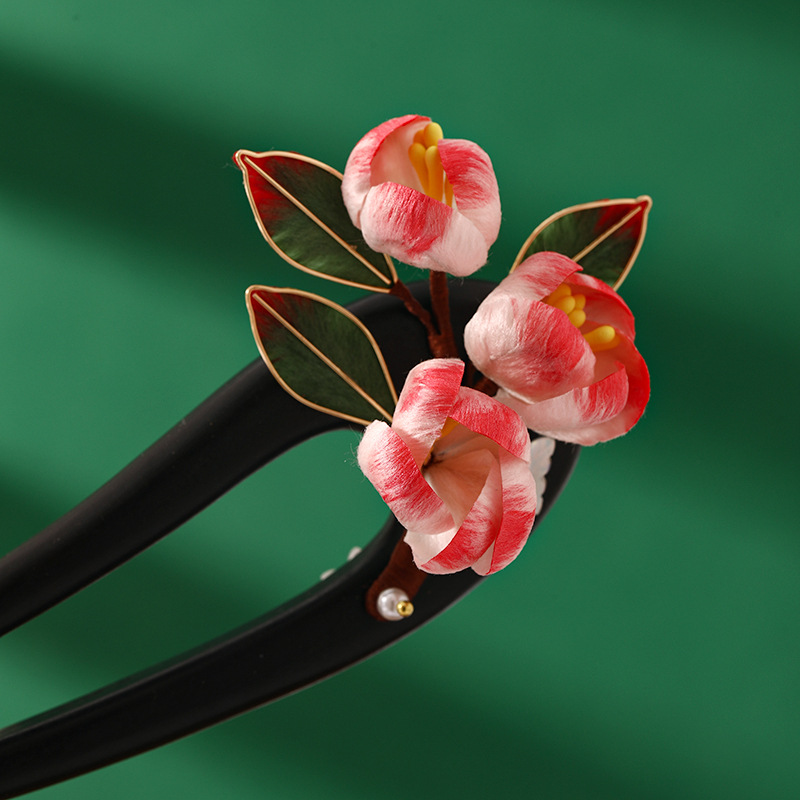 黒檀木 かんざし 椿の花 U字型 簪 和風 普段使い 成人式 着物 クラシカル 上品  髪飾り