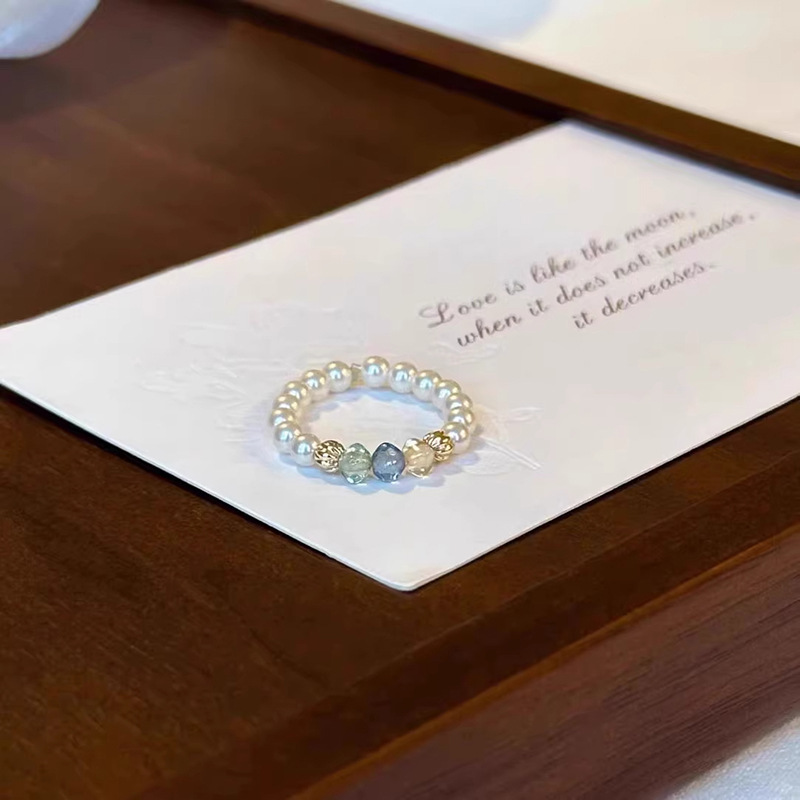 パールリング 指輪 チェコビーズ レディース  上品 普段使い