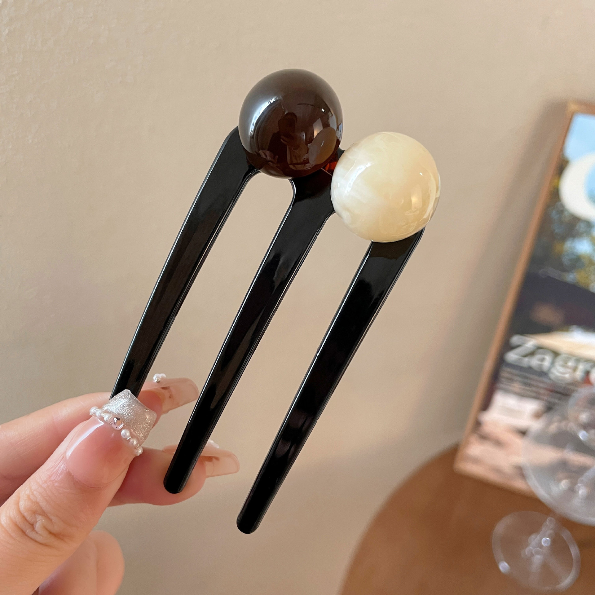 髪飾り成人式  ヘアコーム かんざし 簪 U字型 夜会巻きコーム  3歯 ヘアピン 玉飾り  和装髪飾り 卒業式  お団子ヘア用 