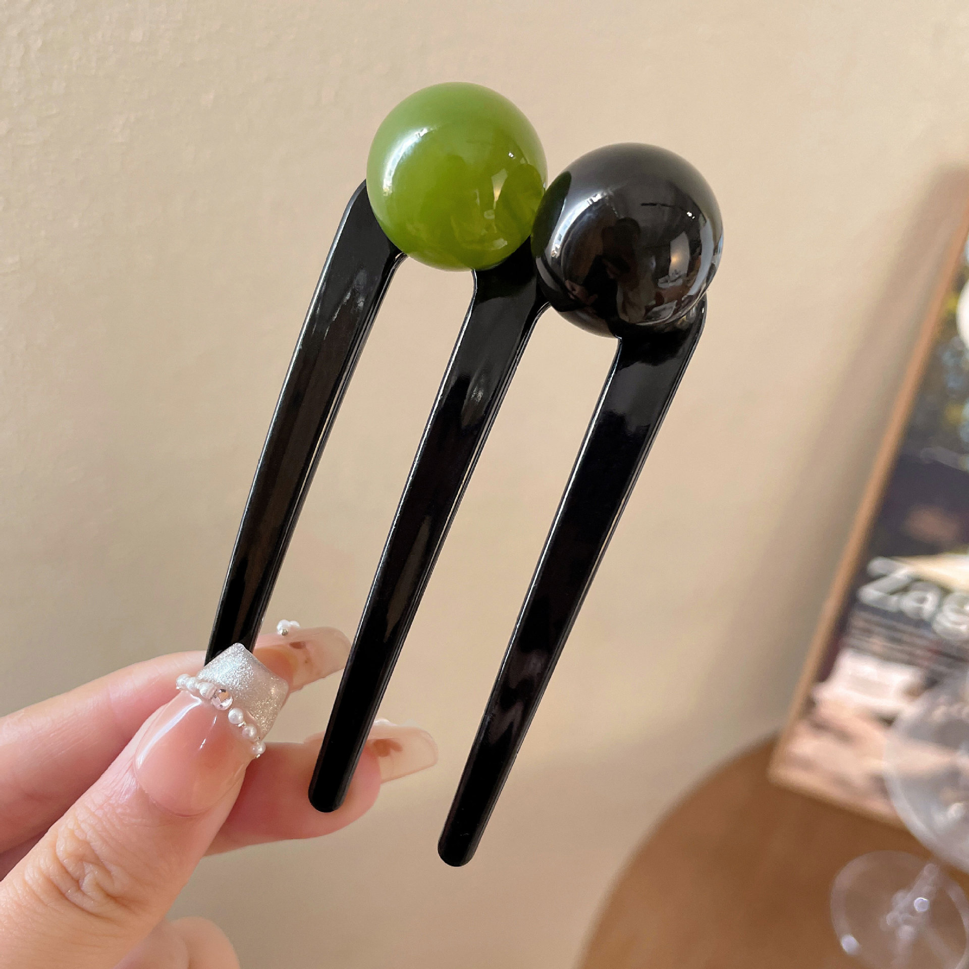 髪飾り成人式  ヘアコーム かんざし 簪 U字型 夜会巻きコーム  3歯 ヘアピン 玉飾り  和装髪飾り 卒業式  お団子ヘア用 