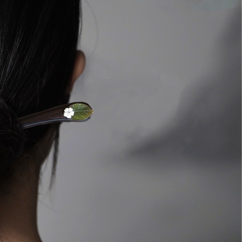 黒壇 かんざし 桜 一本差し 天然木 髪飾り 黒檀簪 普段使い 成人式 留袖用 結婚式