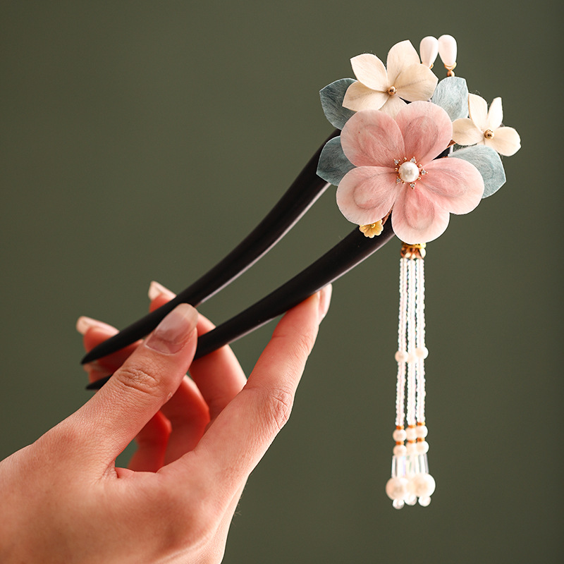 高級感 髪飾り かんざし Uピン 簪  ビロード花 手作り 天然檀木 普段使い 結婚式 浴衣 和装