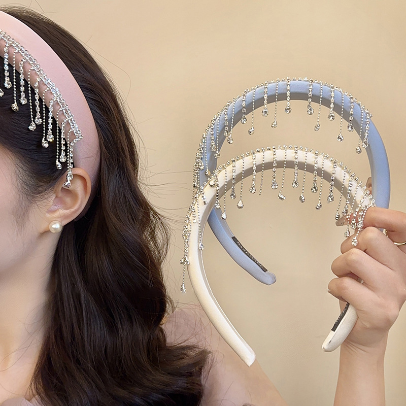 ヘアバンド レディース ラインストーン フリンジ カチューシャ ヘアアクセサリー おしゃれ パーティー 結婚式 二次会  