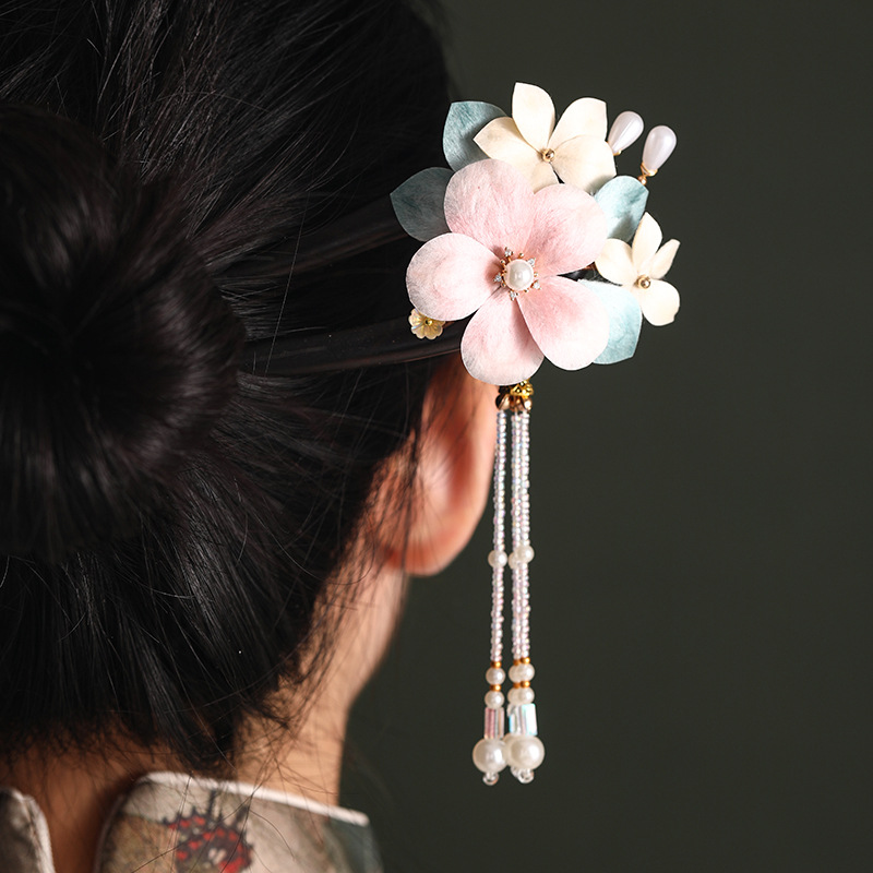 高級感 髪飾り かんざし Uピン 簪  ビロード花 手作り 天然檀木 普段使い 結婚式 浴衣 和装