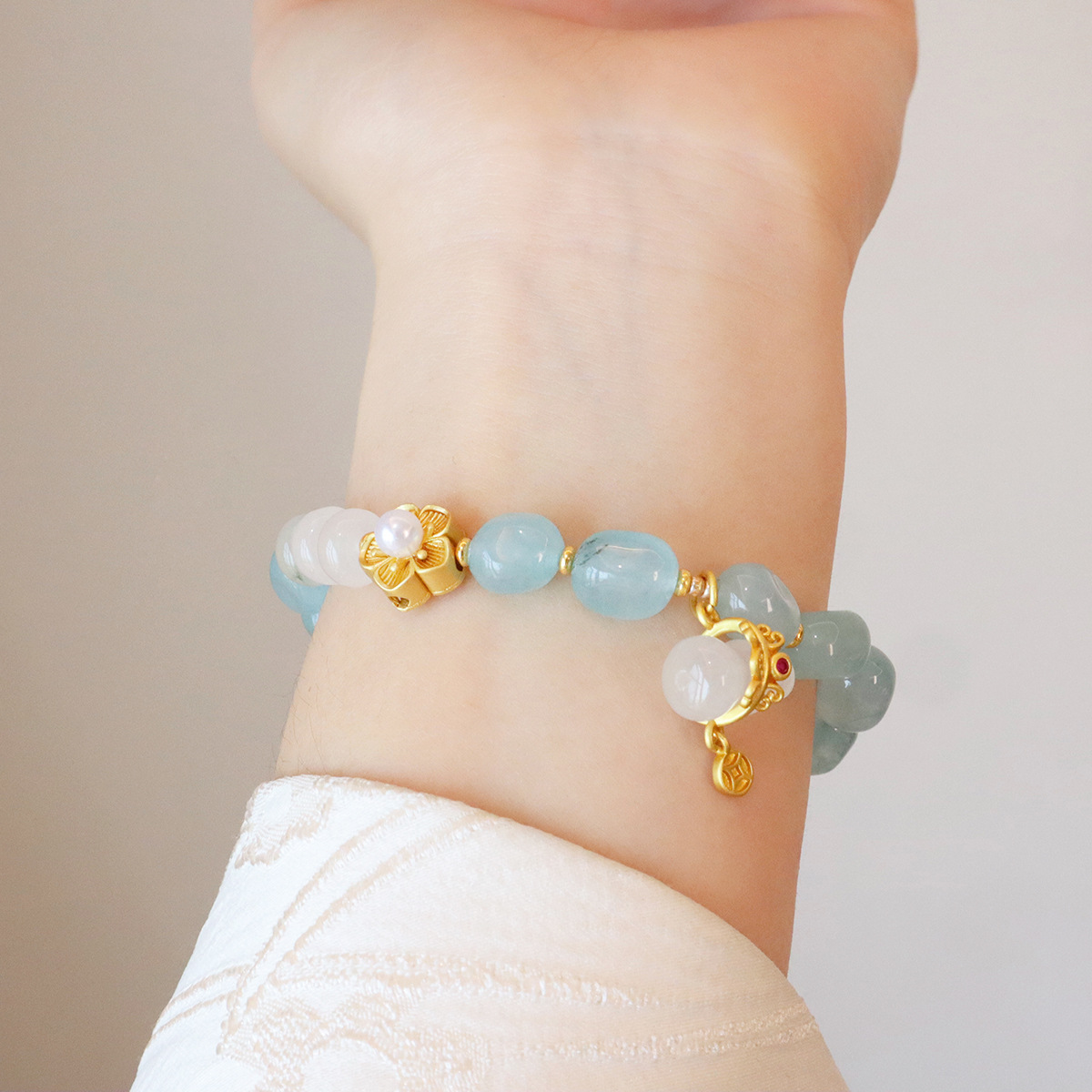 パワーストン ブレスレット アクアマリン 水晶ブレスレット 天然石 白メノウ(瑪瑙)  葫蘆チャーム レディース 誕生日プレゼント 金運アップ