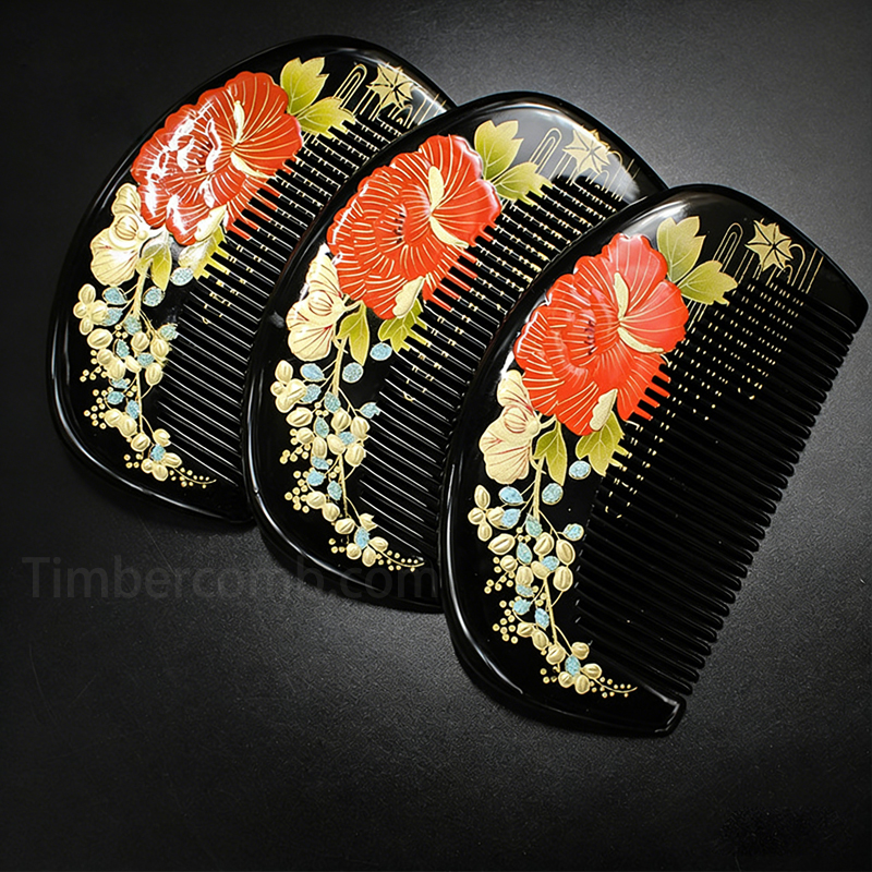つげ櫛 本つげ 木の櫛 牡丹蒔絵 半月 花櫛 漆絵 静電気防止 お守り 頭皮マッサージ コーム 天然木