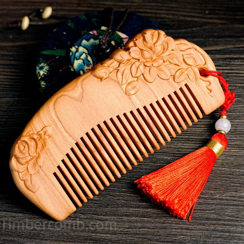 桃の櫛 コーム 人気の櫛 バラ 両面彫刻 お守り 静電気防止 かっさ 血行促進 美髪 頭皮マッサージ