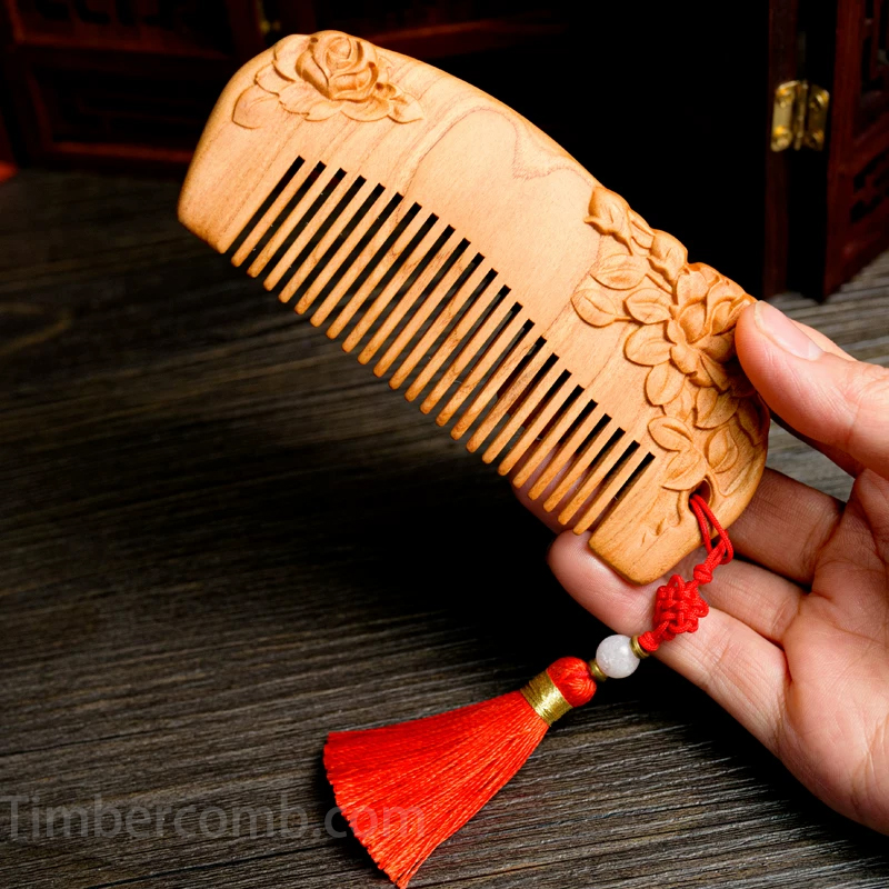 桃の櫛 コーム 人気の櫛 バラ 両面彫刻 お守り 静電気防止 かっさ 血行促進 美髪 頭皮マッサージ