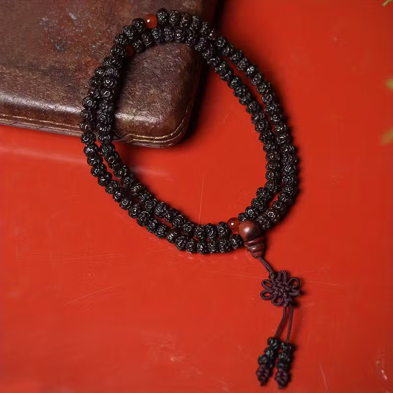 天然 如意菩提樹の実 108玉 数珠ブレスレット正統な老料使用。厄除け・開運の御守りとして、男女兼用のオリジナルデザインブレスレット。