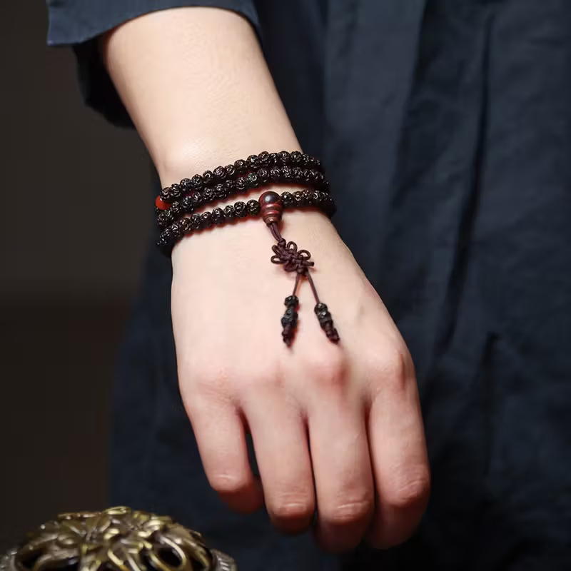 天然 如意菩提樹の実 108玉 数珠ブレスレット正統な老料使用。厄除け・開運の御守りとして、男女兼用のオリジナルデザインブレスレット。